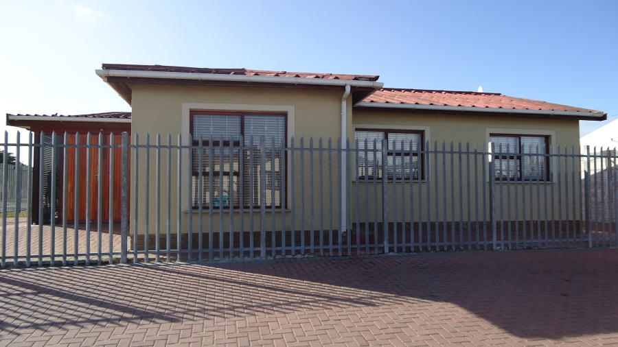 3 Bedroom Property for Sale in New Macassar Western Cape